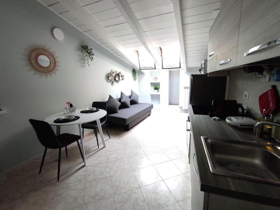 Апартаменты Free Parking Tiny House Wifi Netflix 15 Minuti Dal Duomo Милан Экстерьер фото