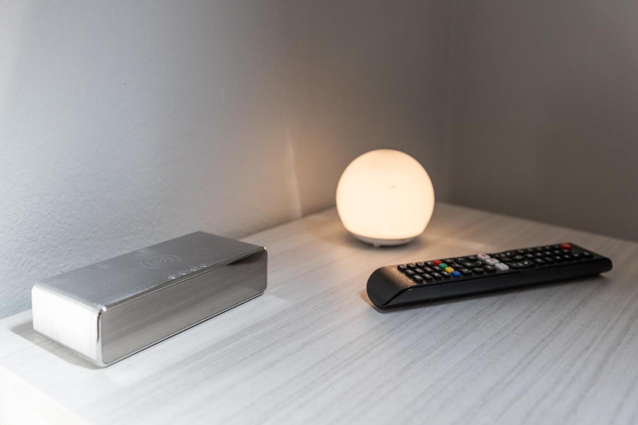 Апартаменты Free Parking Tiny House Wifi Netflix 15 Minuti Dal Duomo Милан Экстерьер фото